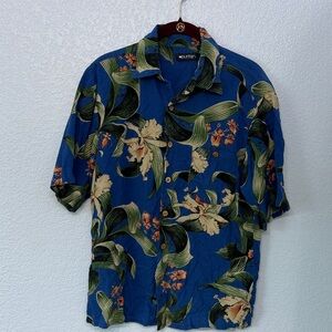 Puritan Men's Blue and Green Floral Hawaiian Shirt Size Small